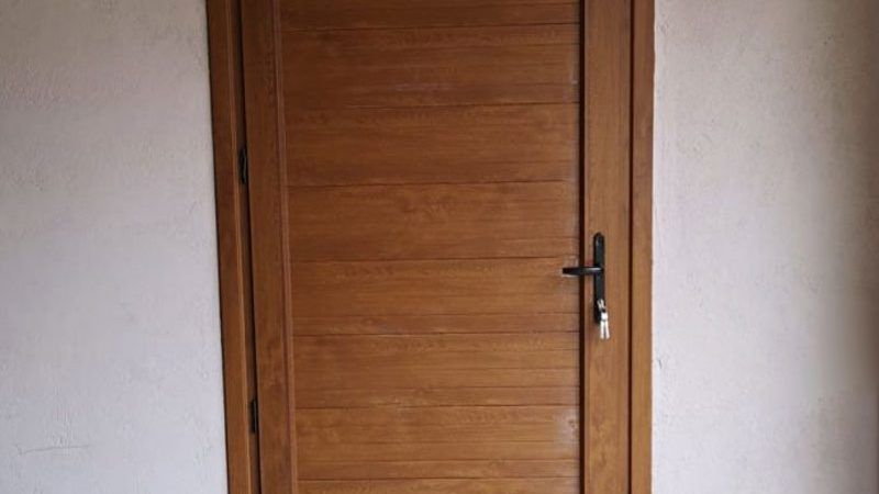 J2 Aluminio y PVC Puertas exteriores