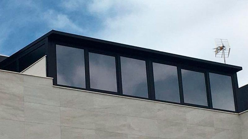 J2 Aluminio y PVC Ventanas